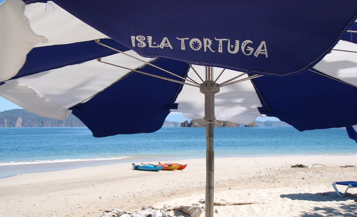 Tropical Isla Tortuga!